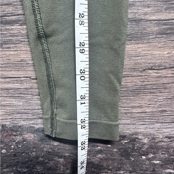 Alphalete Olive Green Leggings - Picture 5 of 6